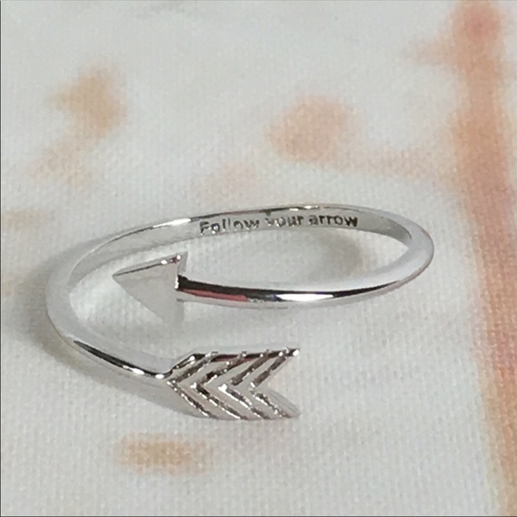 Follow Your Arrow Wrap Around Fashion Ring - Picture 2 of 3